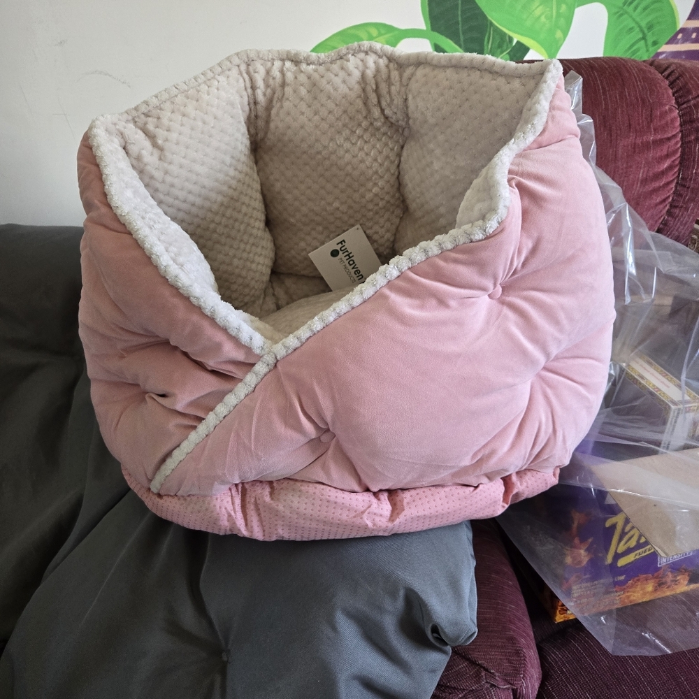 Calming Hug Bed